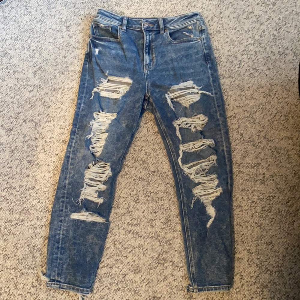 American Eagle Mom Jeans